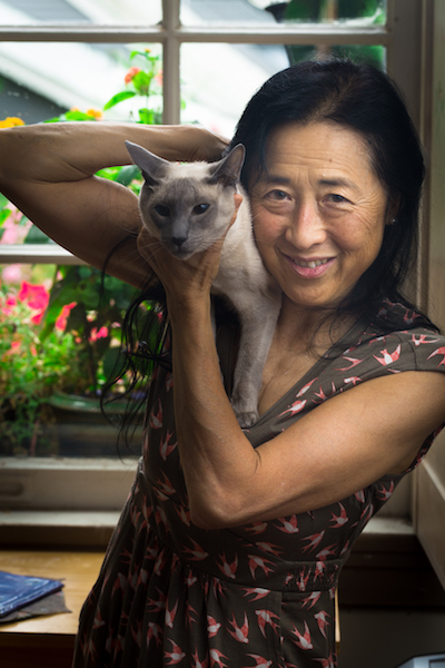 Photo of Kyoko Mori and a cat