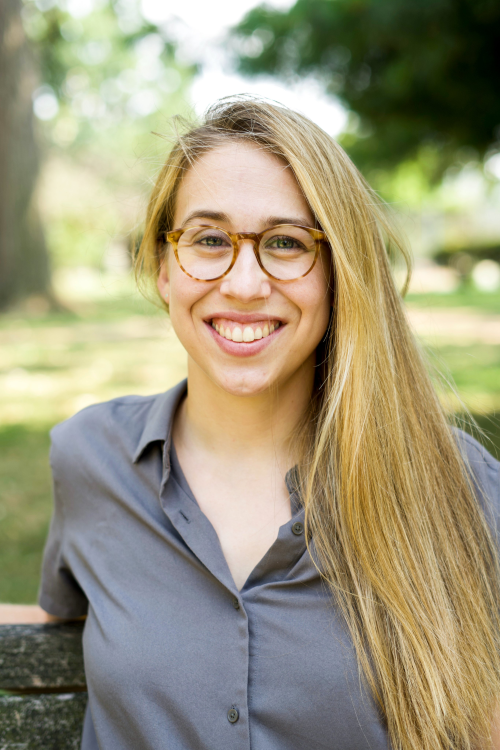 Headshot of Anney Bolgiano