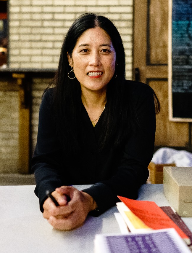 Photo of Victoria Chang